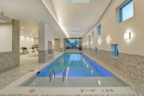 Home2 Suites by Hilton Montreal Dorval - Piscine