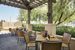 Juniper Hotel Cupertino, Curio Collection by Hilton - Restaurant