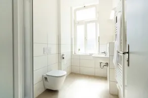 Hotel Haus am Meer Kühlungsborn in direkter Strandlage, Zimmer mit Meer- oder Gartenblick, teils Balkon & Frühstück zubuchbar in historischer Villa - Casa de banho