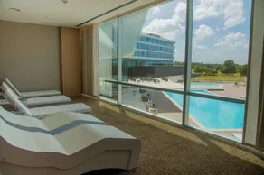 Hilton Pilar - Pool