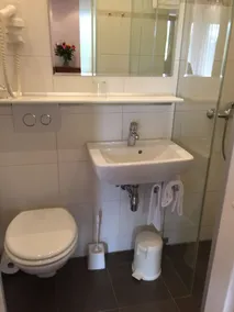 Haus am Wald - Bathroom