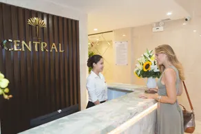 Central Hotel & Spa - Reception