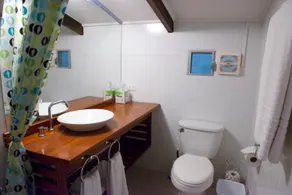 Casa Congo & Casa Rayo Verde - Restaurante - Galeria de arte - Badezimmer