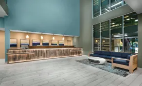Breakers Resort Hotel - Hall