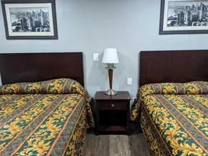 Executive Inn Coopersburg - Room