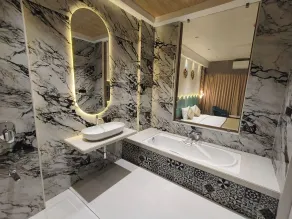 Hotel Stellar Suites Dombivli - Couple Friendly - Comfort and Premium Stay - Bathroom