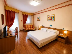 Phi Hotel Pianfei - Zimmer