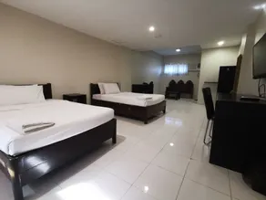 Kingsville Hotel - Room
