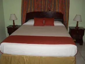 Tropical Manor Inn - Room