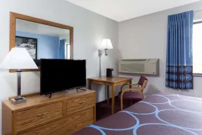Super 8 by Wyndham Wisconsin Dells - Chambre