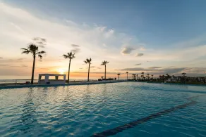 Grand Hotel Le Château - Pool