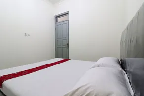 Wisma Lamida 2 Syariah - Room