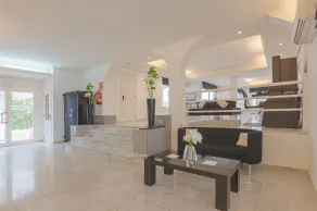 Camelina Suites - Sitzecke in der Lobby