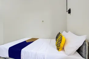 Hotel O Kristin Homestay - Room