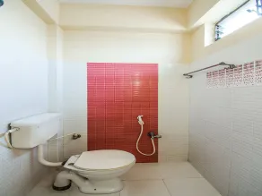 OYO VSK145 Ssg Residency - Bathroom