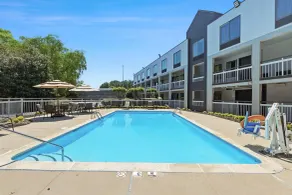 Quality Inn Duluth - Atlanta Northeast - Piscine