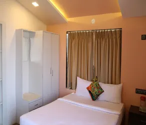 Pooja Villa Suites Igatpuri - Room