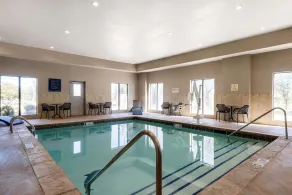 Hampton Inn & Suites Woodward - Piscine