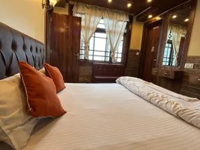 Hotel Ratna Villa Inn - Quarto