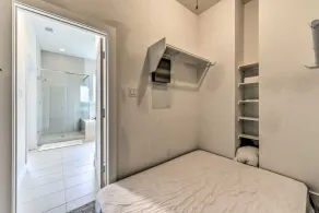 Brand New 3 Story Modern Home - Værelse