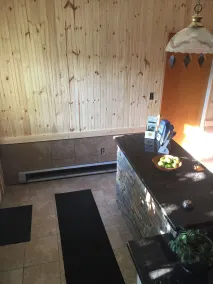 adoba® hotel Naubinway - Indtjeknings-/udtjekningsautomat