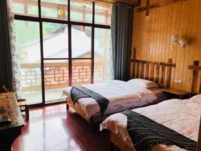 Tongfu Inn-In the National Park-English Service-Free Tour-Itinerary Planning-Reverse Route Sightseeing with Almost No Queues - Rom