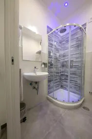 President Suites - Bathroom