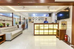 FabHotel Spring Inn - Nr Borivali Station - Reception