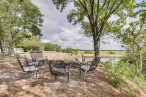 Family Home w/ Covered Patio & Grill in La Grange - Innvendig