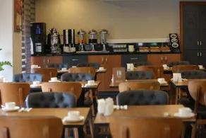 FOUR SEVEN HOTEL - Restaurant