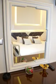 WINDSOR HOTEL CITY CENTER - Room