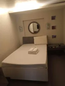 PARADISE HOTEL - Zimmer