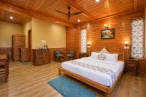 8fold by Larisa, Jibhi - Room