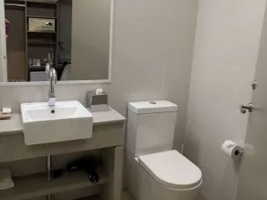 Ibis Styles The Entrance - Bathroom