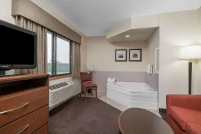 AmericInn by Wyndham Worthington - Rom