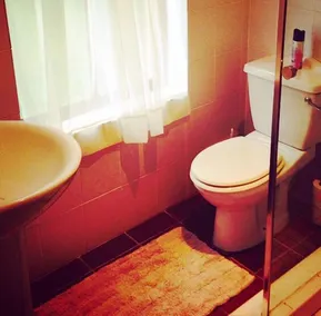 Magnolia Place Guest Houses - Bathroom