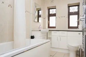 Room in Guest Room - Bright Room in Coventry - Baño