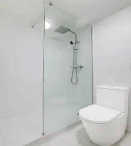 OYO The Chiltern Hotel - Baño