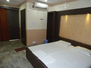 Hotel Sheela, 100m from Taj Mahal - Room