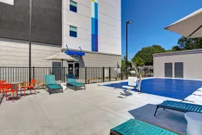 Tru by Hilton Rocky Mount - Piscine