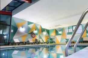 Excellence Express & Suites - Pool