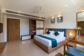 Redolence Aravali Tree - Room