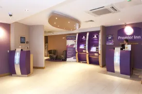 Premier Inn Warwick - Recepción