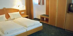 Hotel zum Hirsch - Quarto