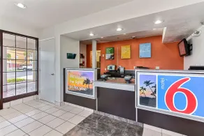 Motel 6-Salinas, CA - North Monterey Area - Réception