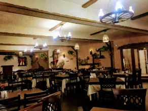 Grand Monastery Private Apartments - Restaurant