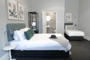The Alison Randwick - Room