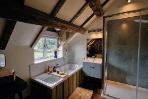 Boutique Luxury Cottage Cheshire Wedding Guests - Badeværelse