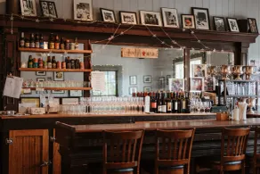 Volcano Union Inn and Pub - Restaurant