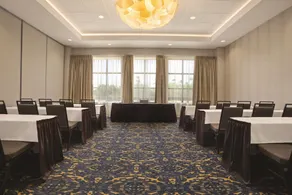 Embassy Suites by Hilton McAllen Convention Center - Rezeption